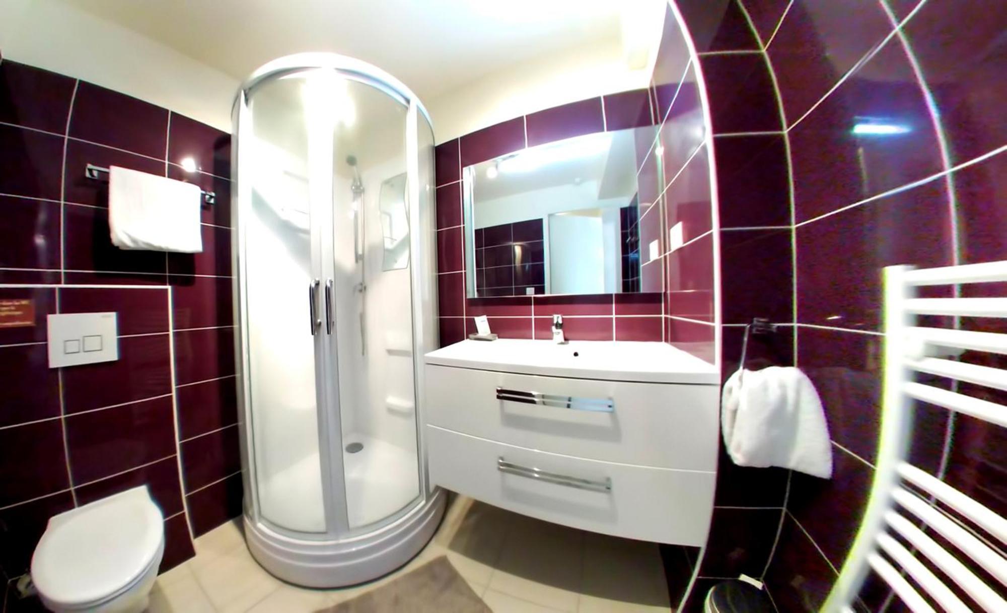 Hotel Au Bon Coin Cloyes-sur-le-Loir Экстерьер фото